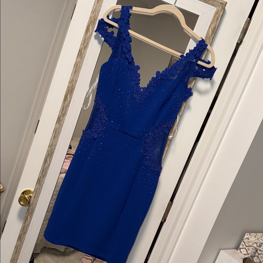 Elegant Blue Lace Dress
